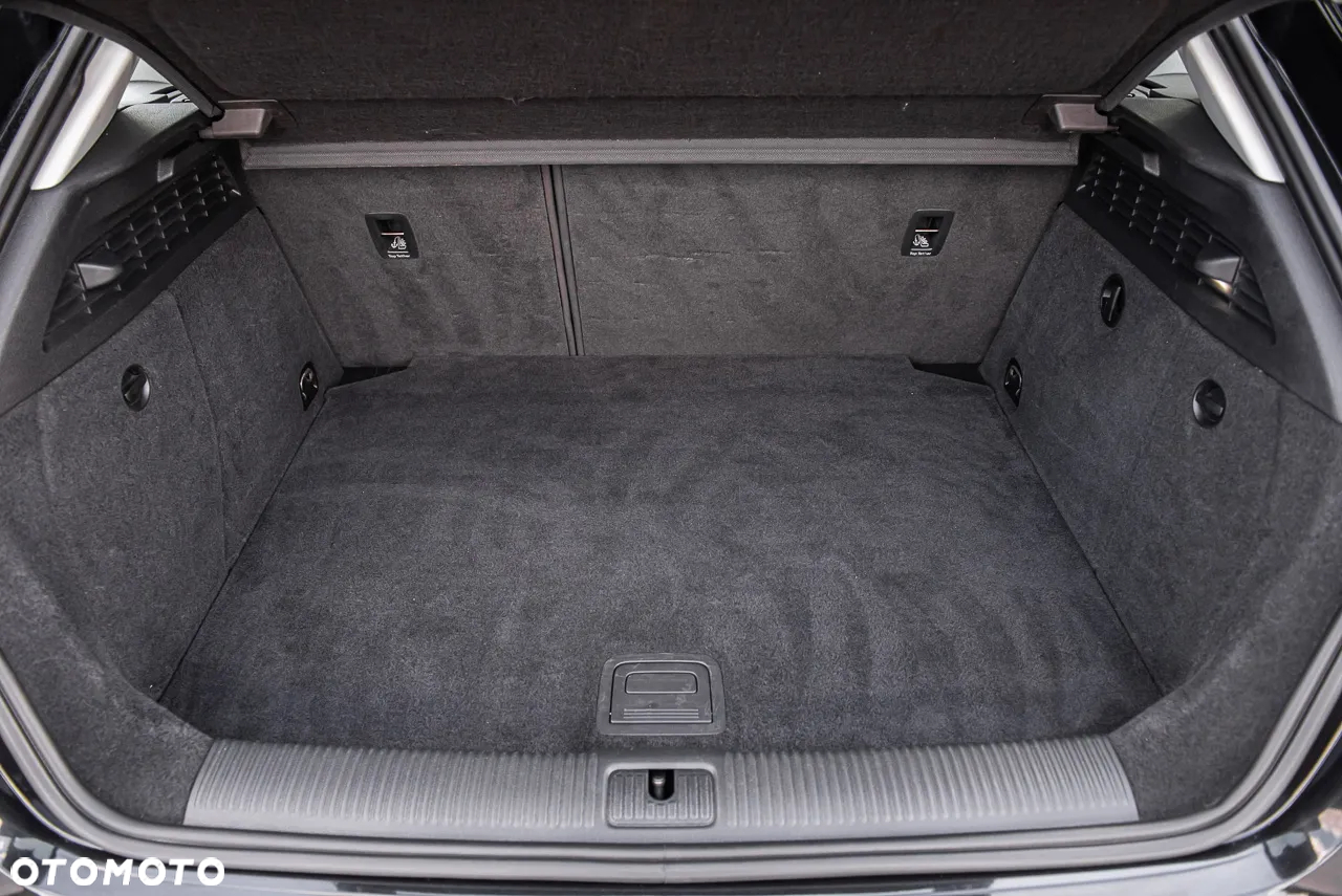 Audi A3 1.4 TFSI Ambiente - 27