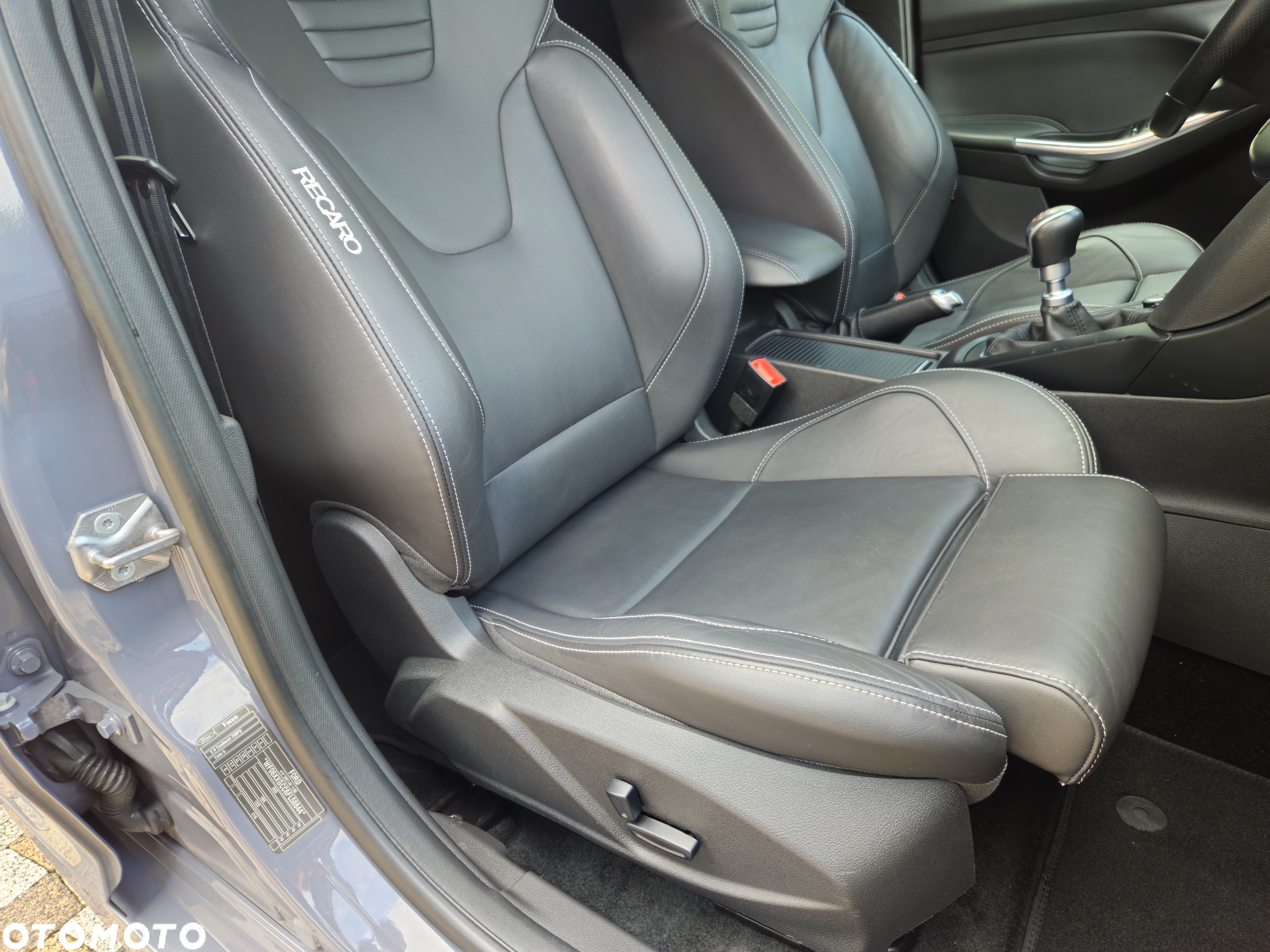 Ford Focus 2.0 EcoBoost ST - 15