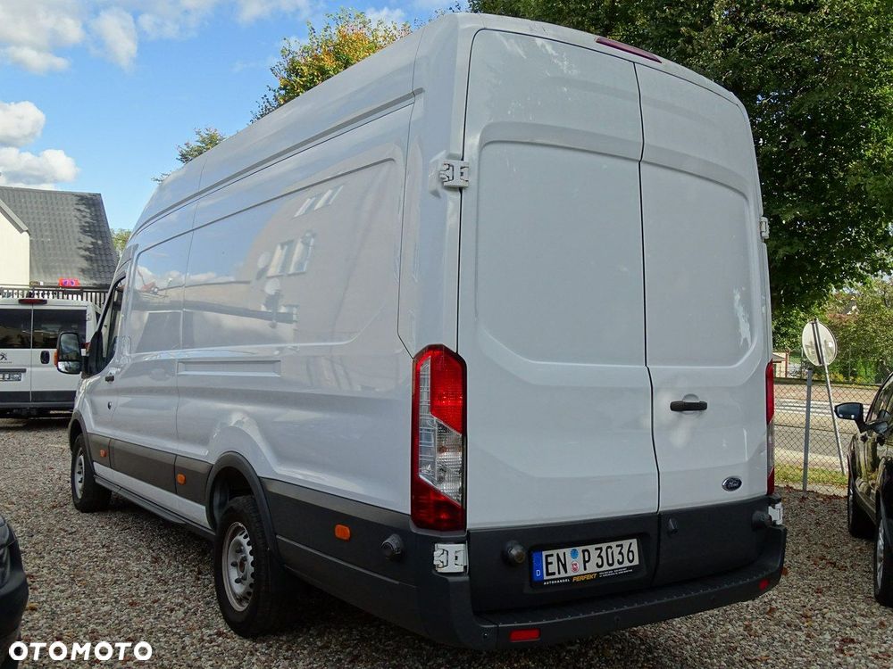 Ford Transit - 11