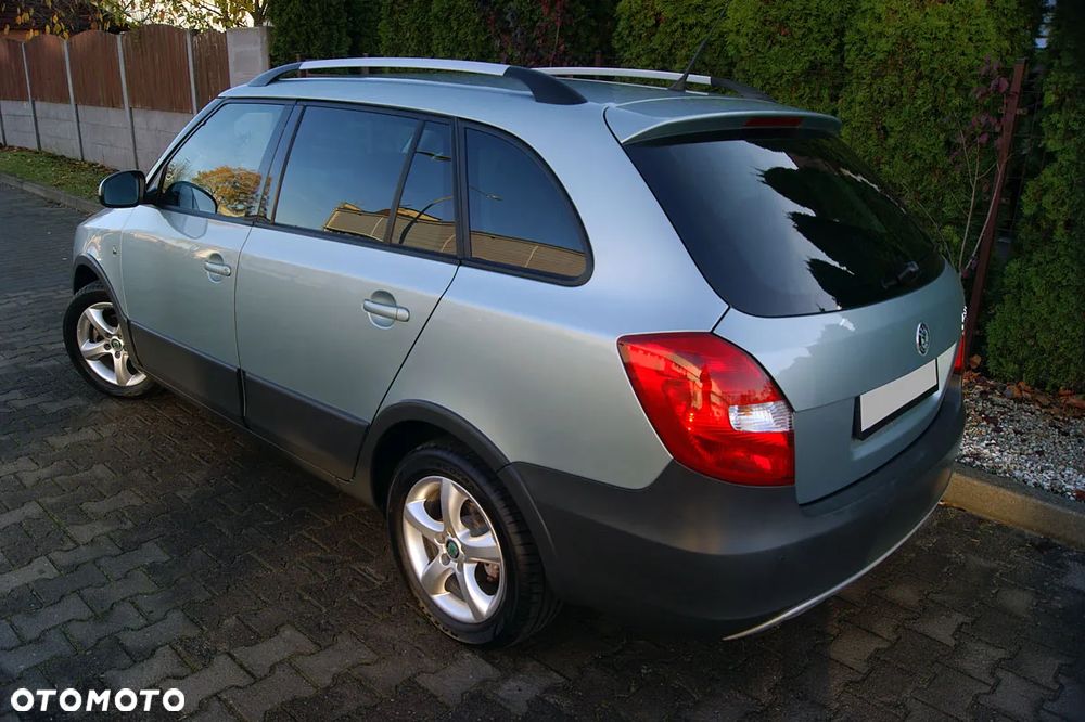 Skoda Fabia 1.2 TSI Scout - 10