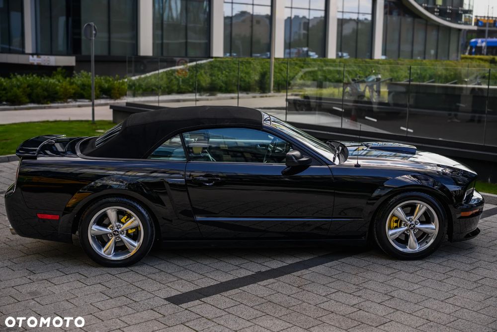 Ford Mustang 4.6 V8 GT Premium - 24