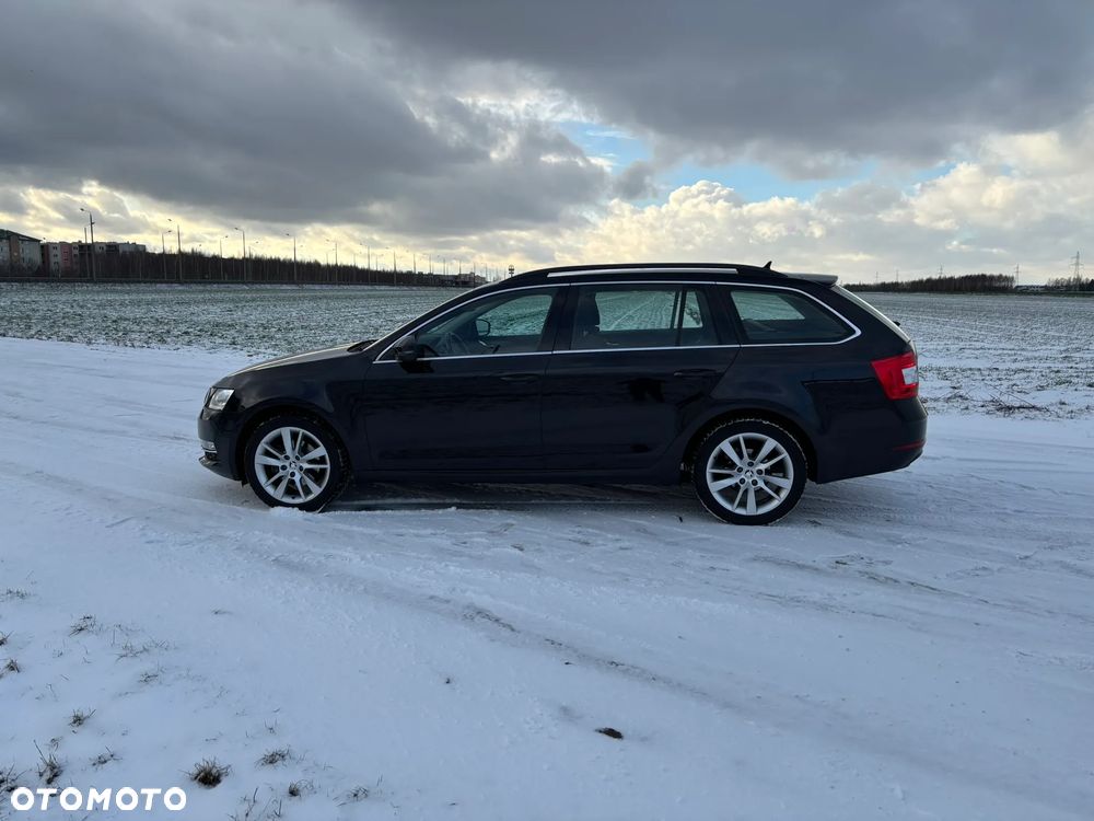 Skoda Octavia 1.5 TSI ACT Style DSG - 8