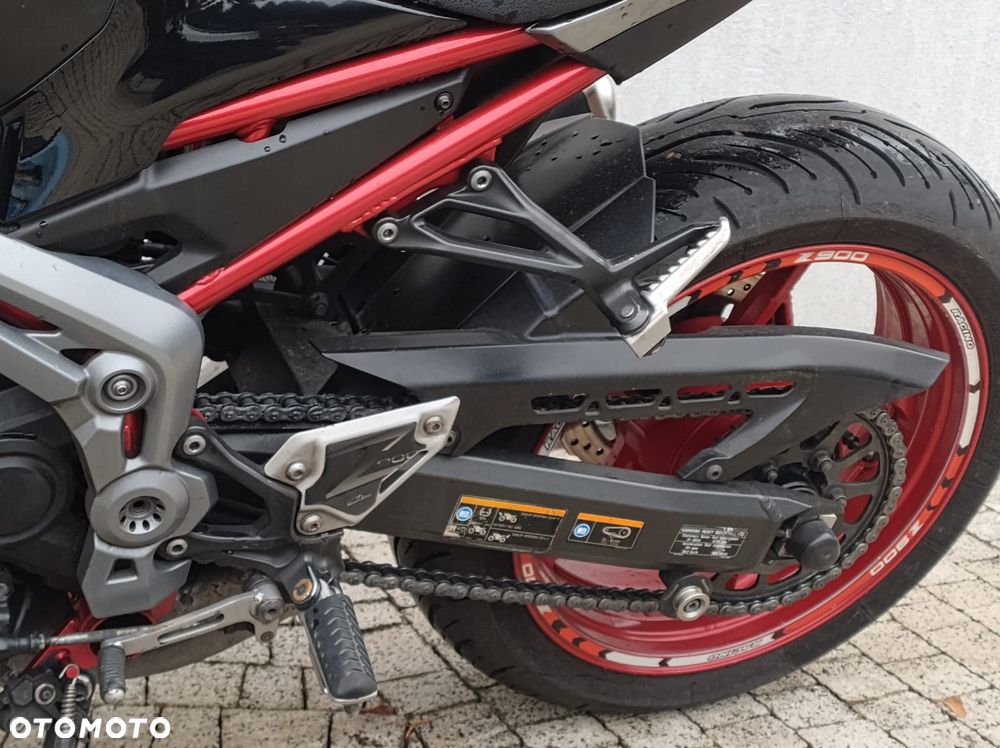 Kawasaki Z 900 - 16