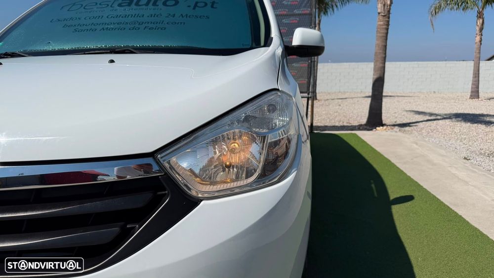 Dacia Lodgy 1.6 MPI Confort 7L Bi-Fuel - 16