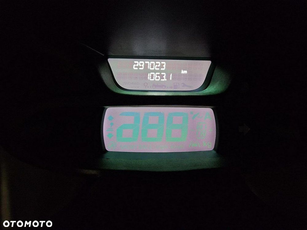 Nissan NV300 - 11