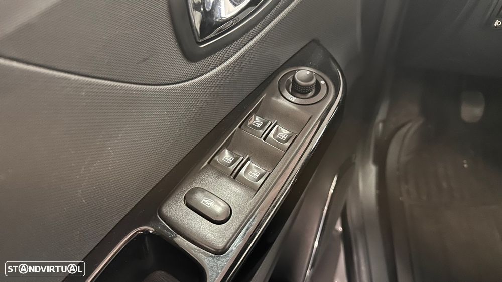 Renault Captur 2015 photo 5