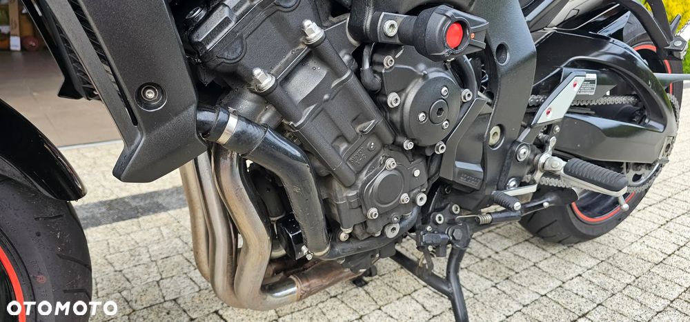 Yamaha FZ - 20