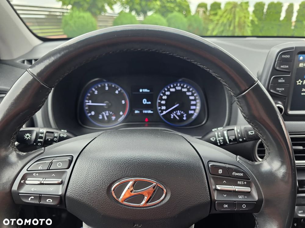 Hyundai Kona - 17