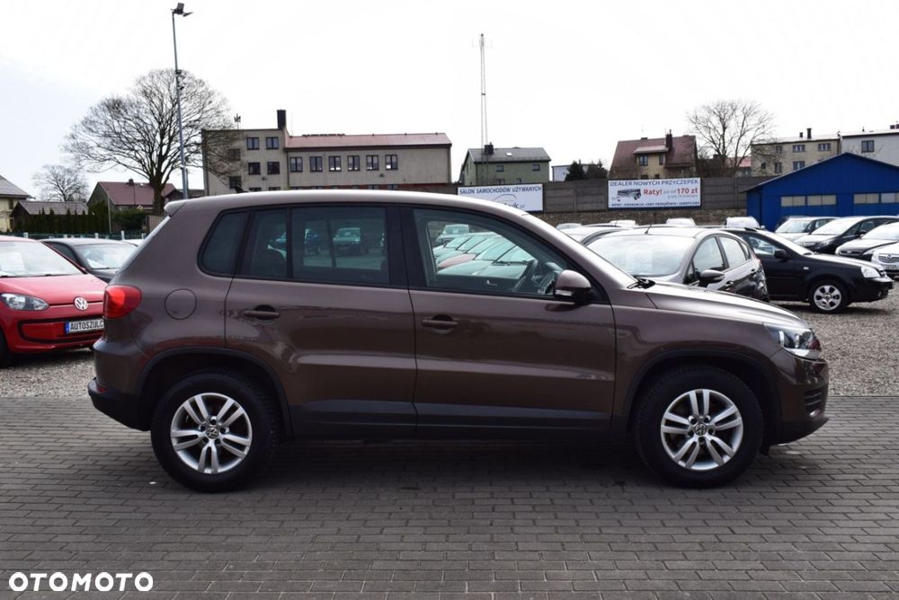 Volkswagen Tiguan - 2