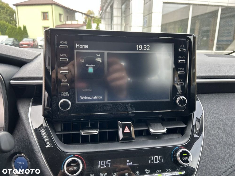 Toyota Corolla 1.8 Hybrid Comfort - 20