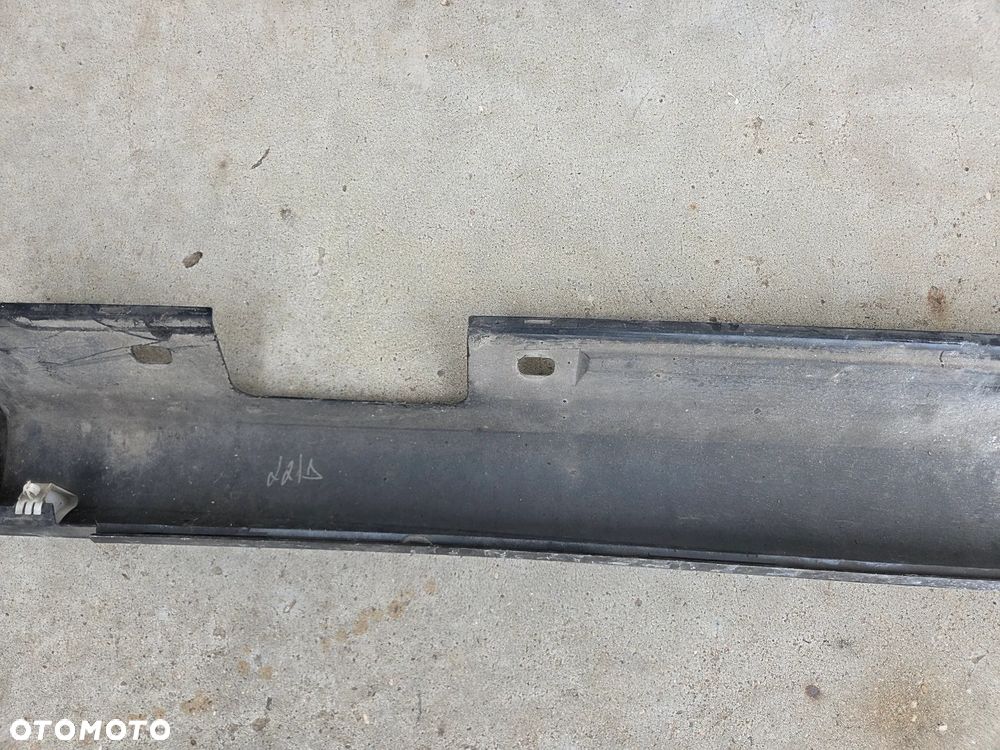 Listwa nakładka progu lewa Mercedes B-klasa W246   A246690024 - 11