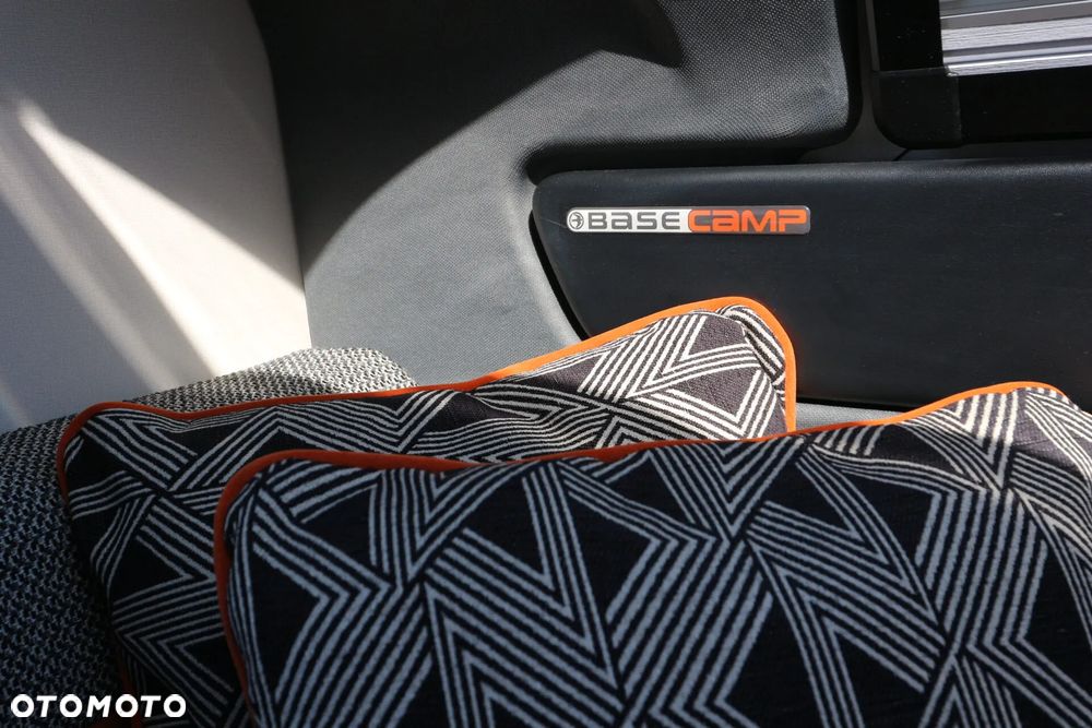 SWIFT Basecamp 6 - 32