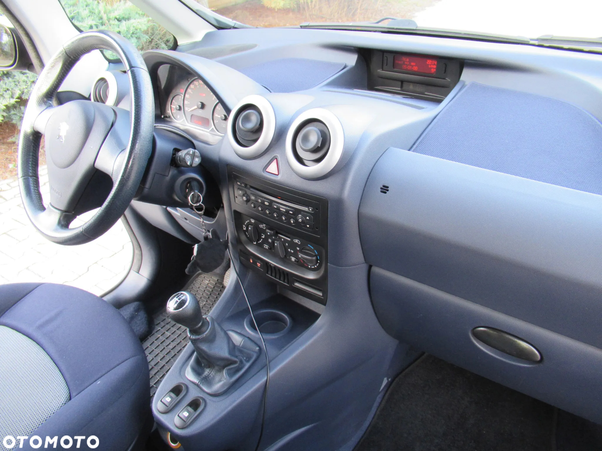 Peugeot 1007 75 Filou - 26