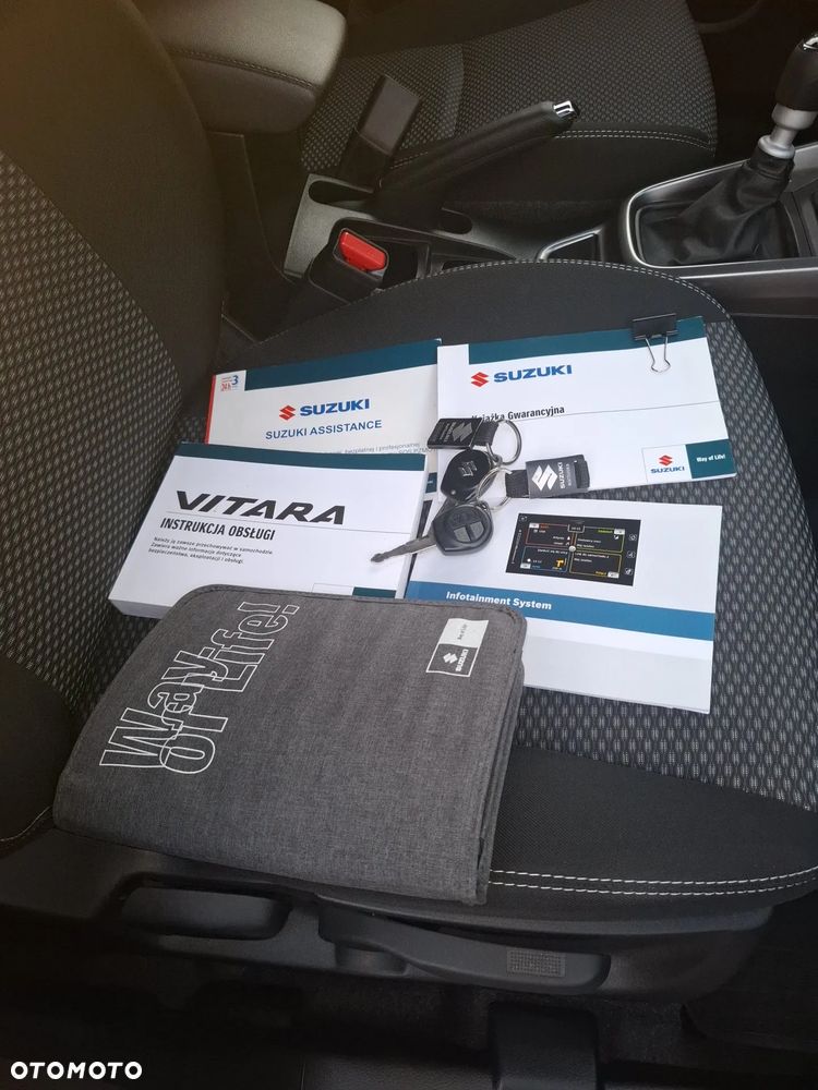 Suzuki Vitara 1.4 Boosterjet SHVS Premium 2WD - 17