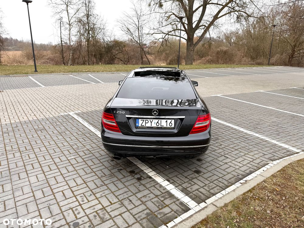 Mercedes-Benz Klasa C 250 (BlueEFFICIENCY) 7G-TRONIC - 4