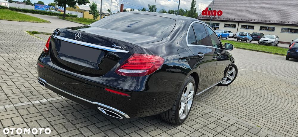 Mercedes-Benz Klasa E 220 d 4Matic 9G-TRONIC Avantgarde - 3