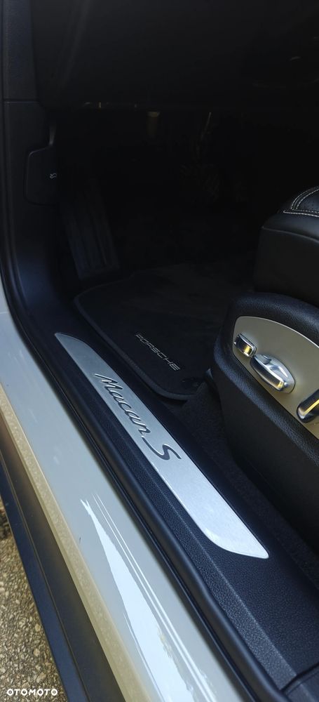 Porsche Macan S - 9