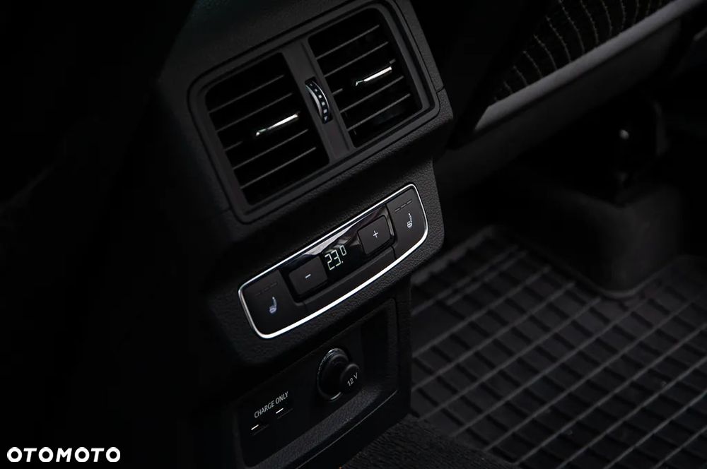 Audi Q5 45 TFSI quattro S tronic S line business - 16