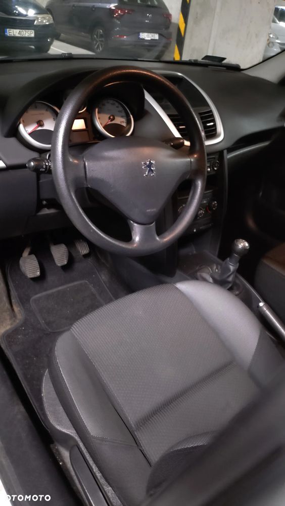 Peugeot 207 1.4 HDi Trendy - 5