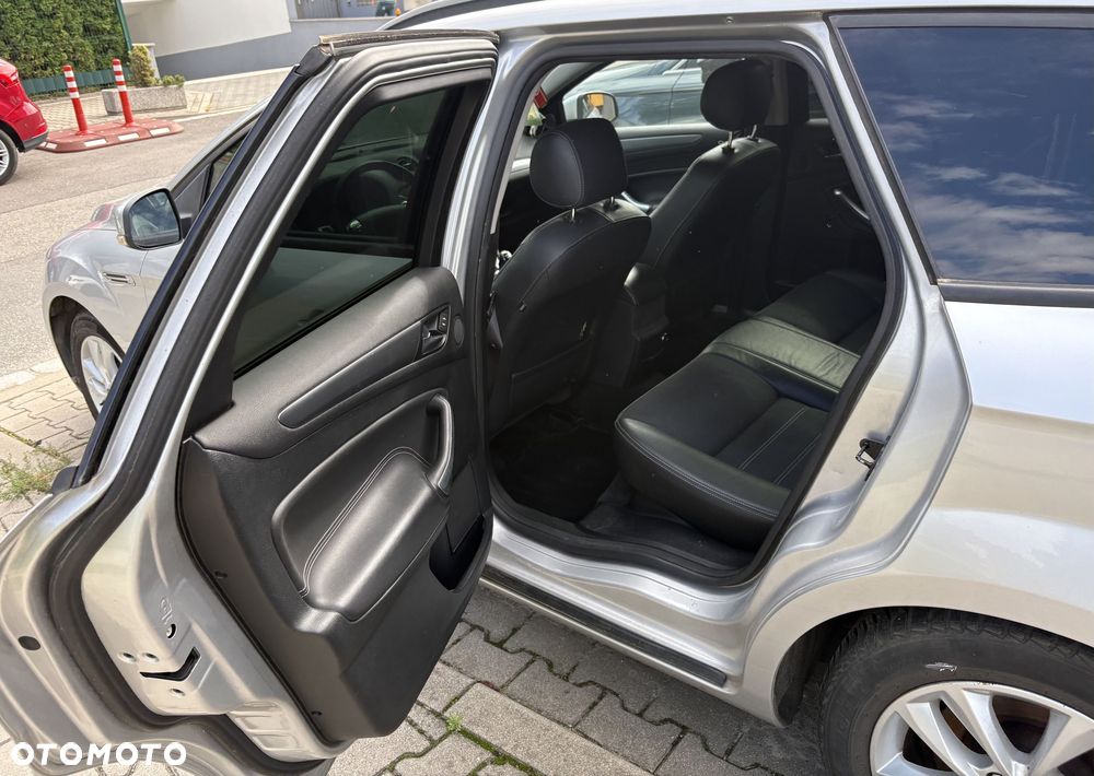 Ford Mondeo 1.6 T Platinium X Plus (Titanium) - 4