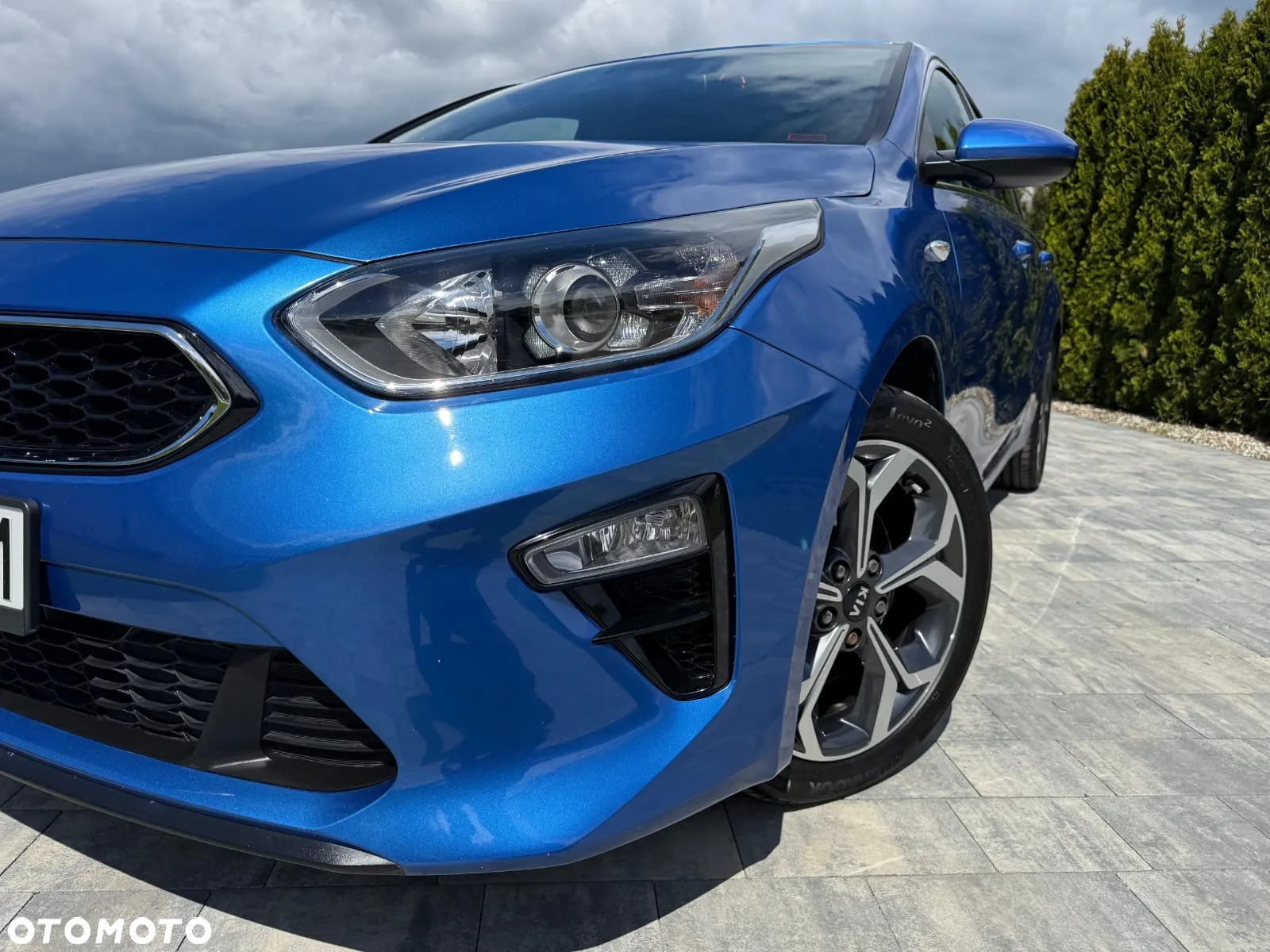 Kia Ceed - 11