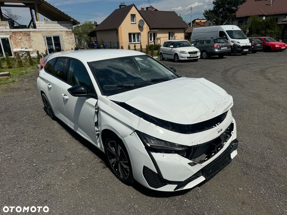 Peugeot 308 BlueHDi 130 EAT8 Allure Pack - 4