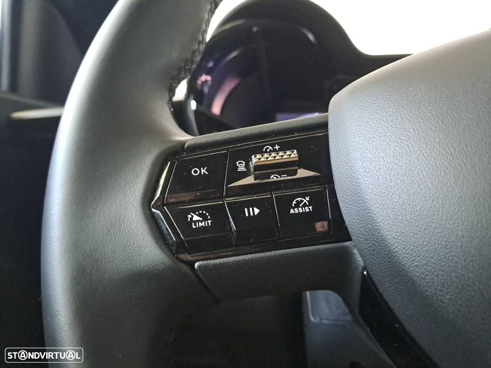 Alfa Romeo Junior 1.2 Speciale eDCT6 - 17