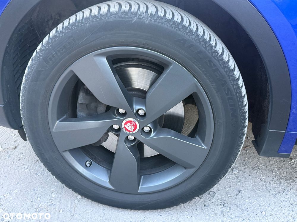 Jaguar E-Pace 2.0 i4P AWD R-Dynamic S - 13