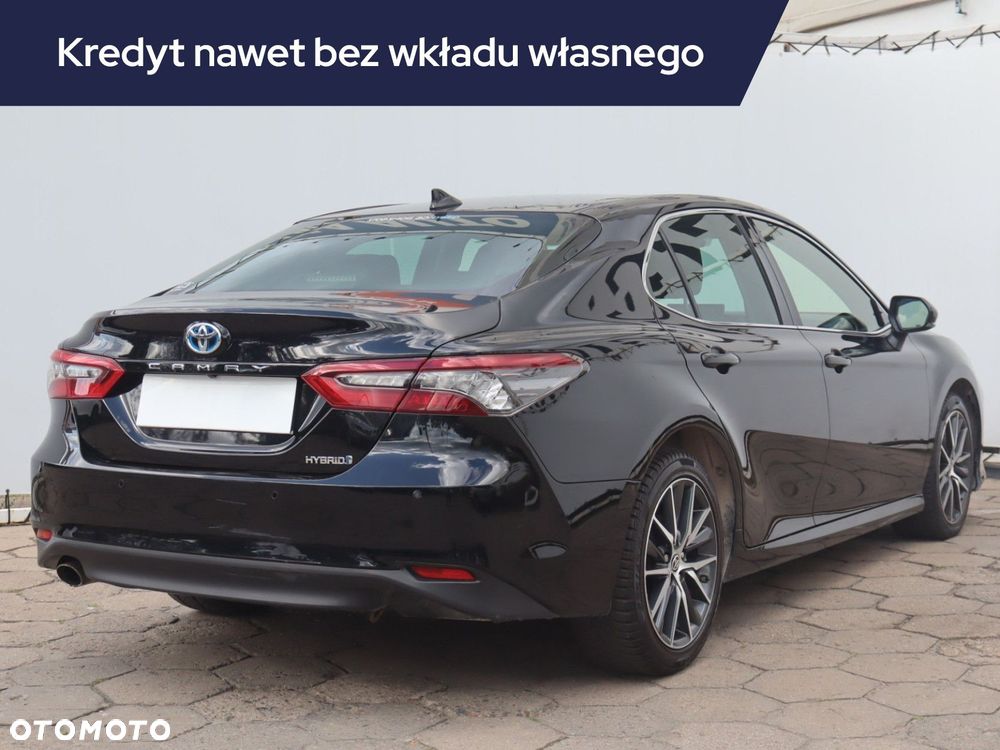 Toyota Camry - 7
