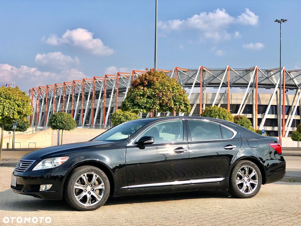 Lexus LS 460 Ambience Line - 2