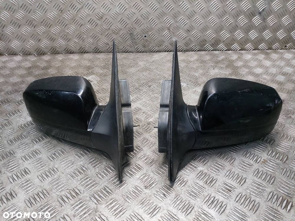 LUSTERKO LEWE + PRAWE ELEKTRYCZNE KIA SORENTO I YC 7 PIN EU - 1