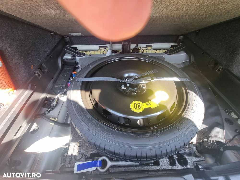 Volvo XC 40 - 9