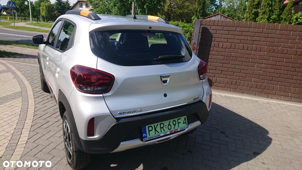Dacia Spring - 4