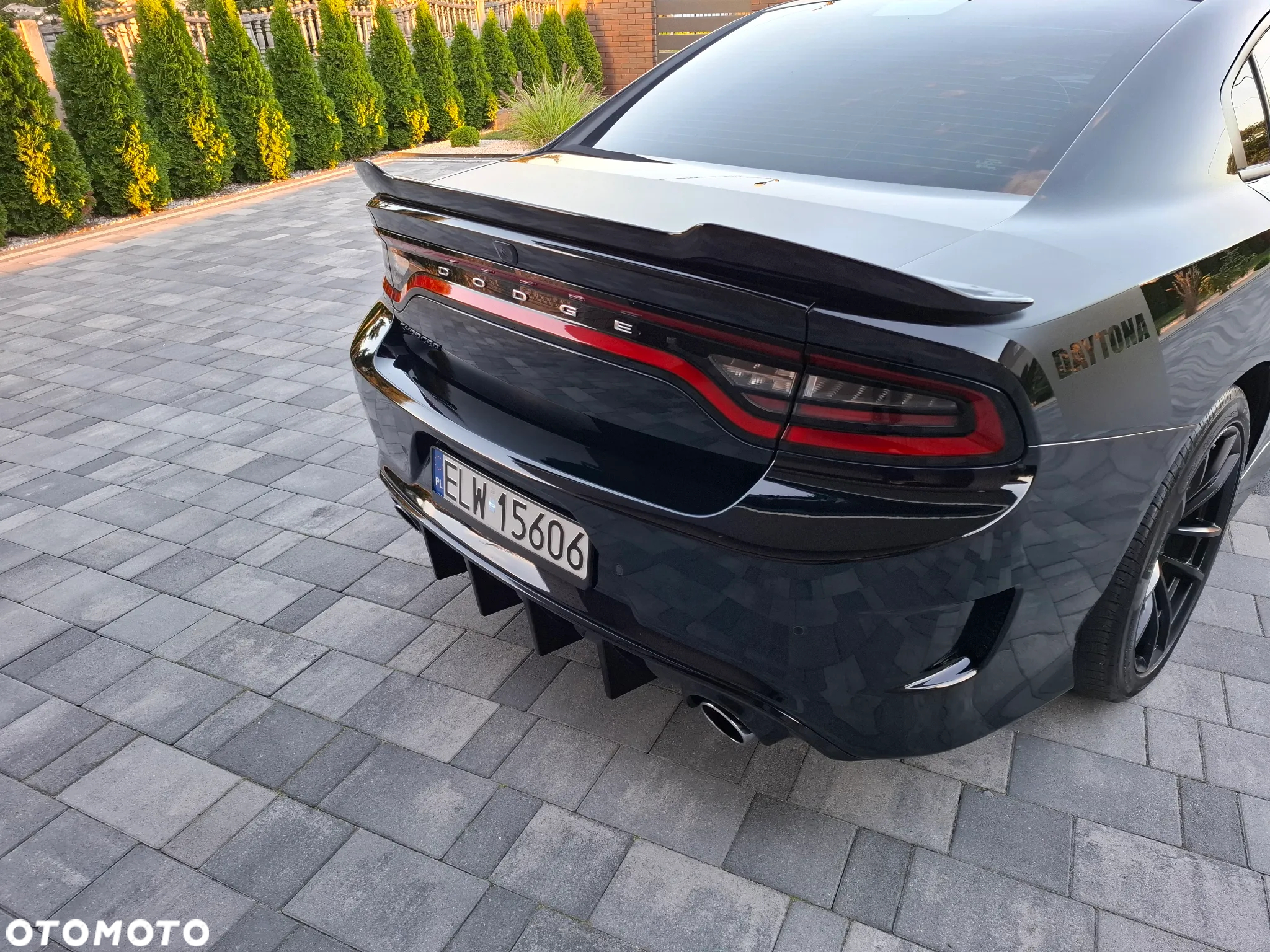 Dodge Charger 6.4 Scat Pack - 11