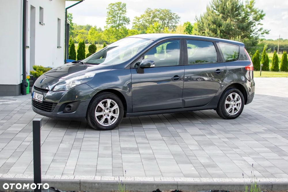 Renault Grand Scenic 1.6 16V 110 Dynamique - 26