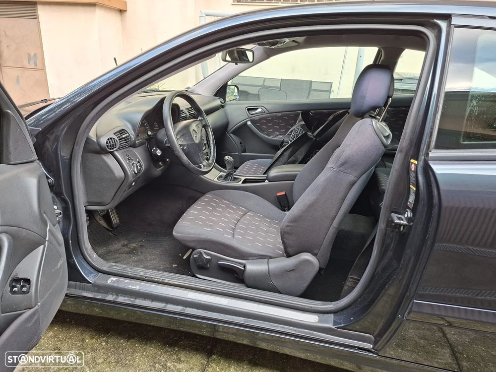 Mercedes-Benz C 220 CDi Sport Coupé Classic - 9