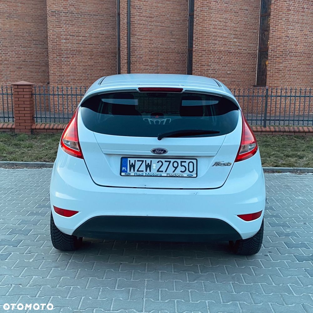 Ford Fiesta - 11