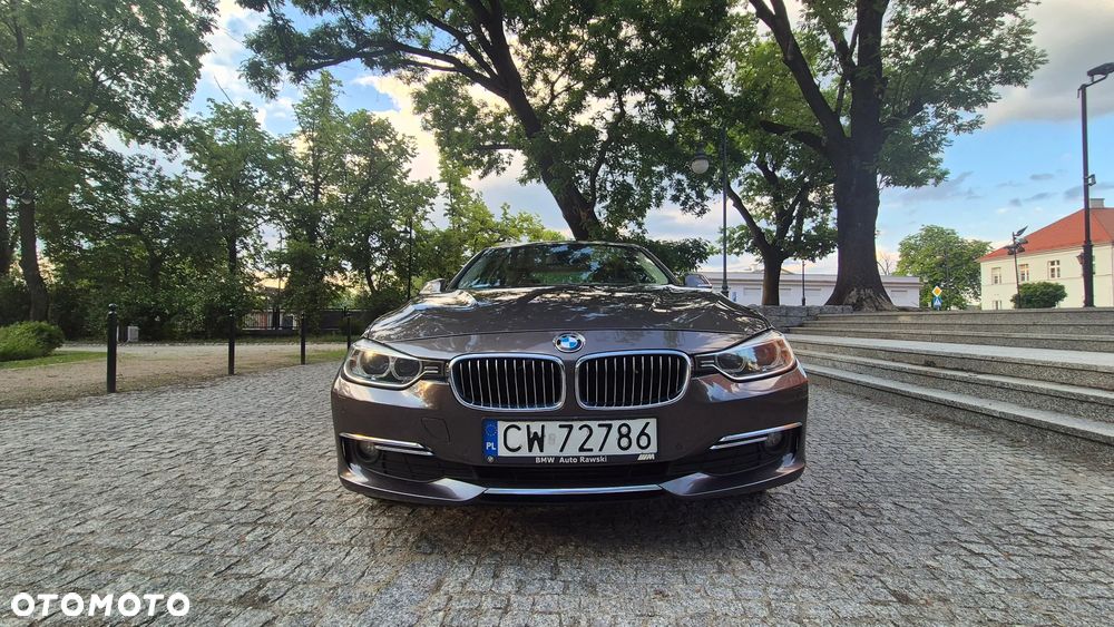 BMW Seria 3 - 12