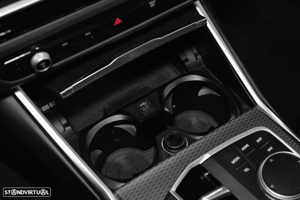 BMW 320 e Pack M Auto - 40