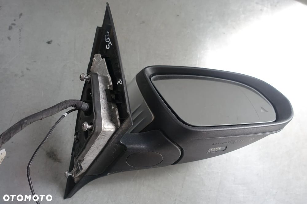 LUSTERKO PRAWE MERCEDES W205 8+8+1 PIN 17r. - 5