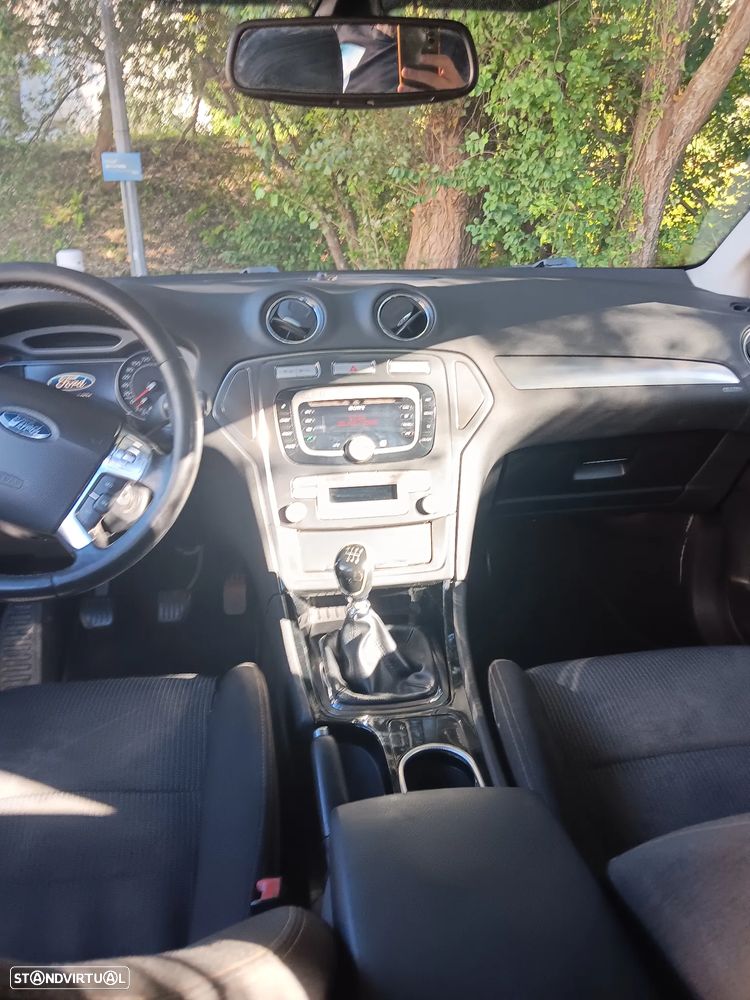 Ford Mondeo SW 1.8 TDCi Titanium - 14