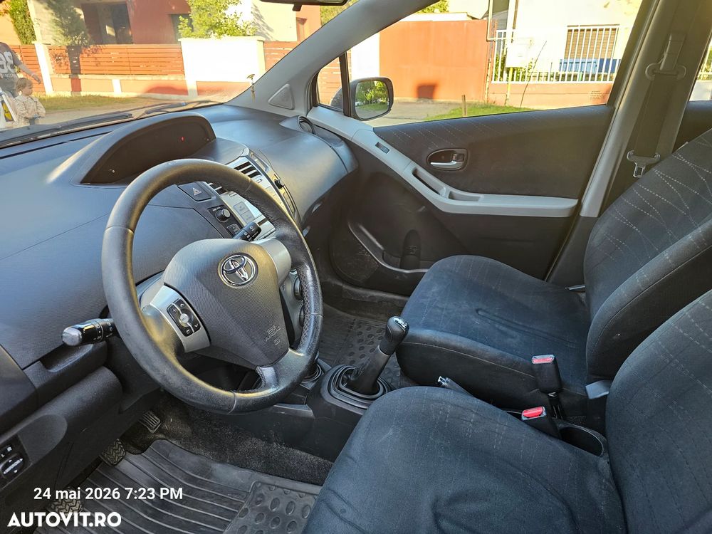 Toyota Yaris 1.4 D-4D Sol - 7
