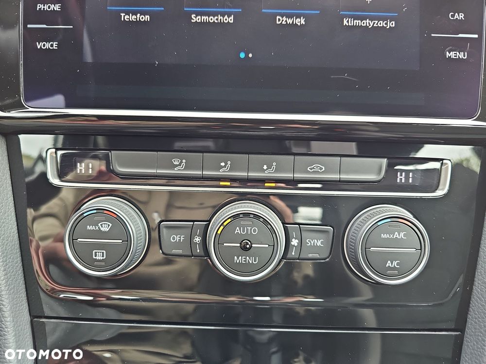 Volkswagen Golf - 30