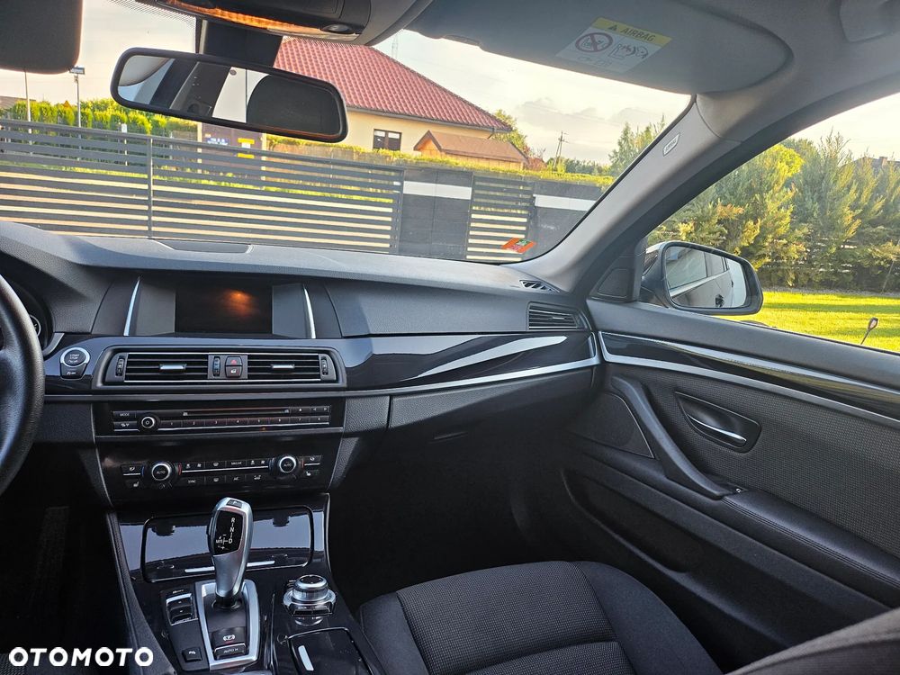 BMW Seria 5 - 23