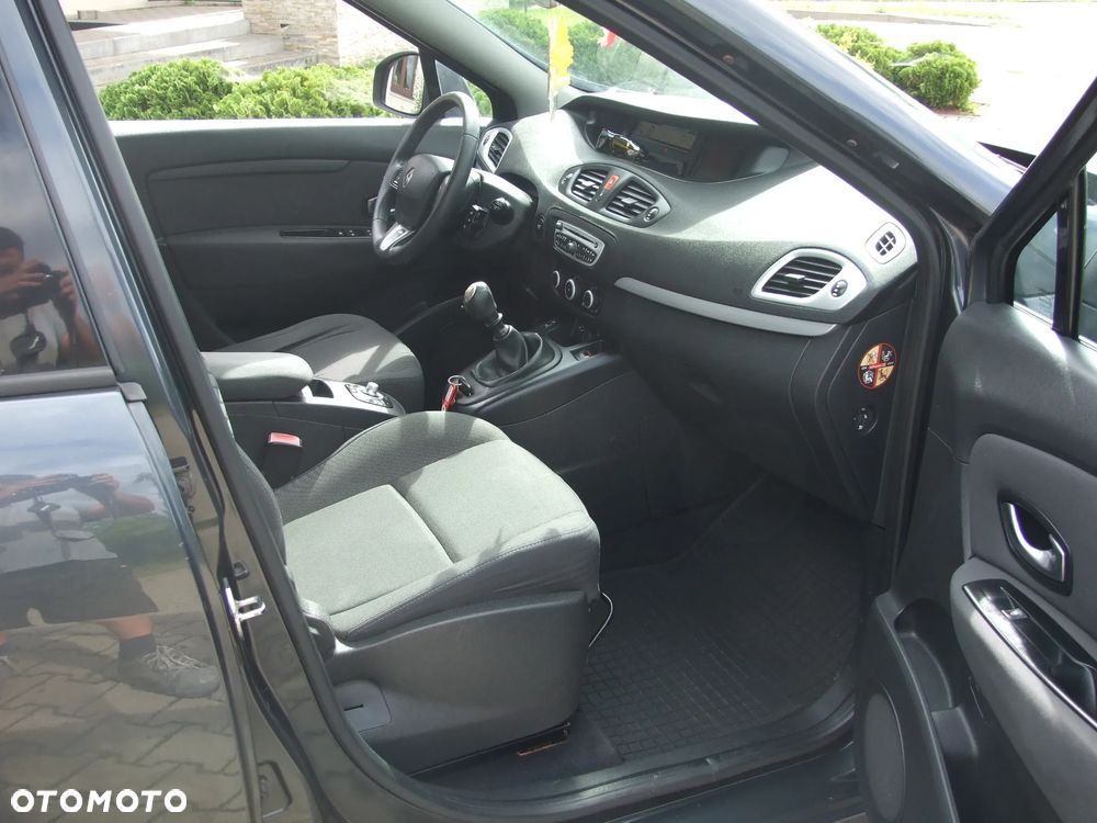 Renault Scenic 1.5 dCi Tech Run - 14