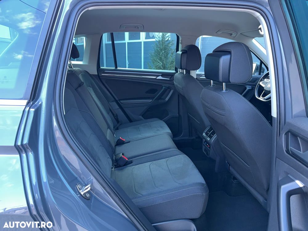 Volkswagen Tiguan - 13