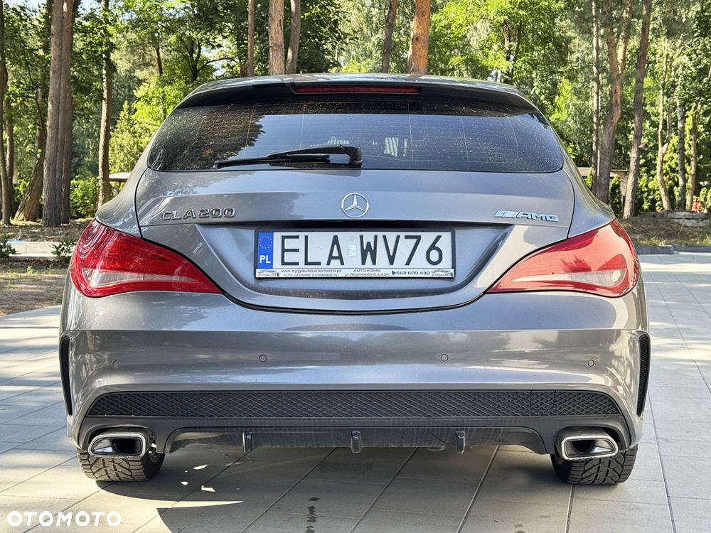 Mercedes-Benz CLA 200 7G-DCT AMG Line - 13