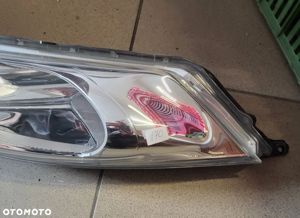 LAMPA LEWA PRZÓD NISSAN JUKE - 2