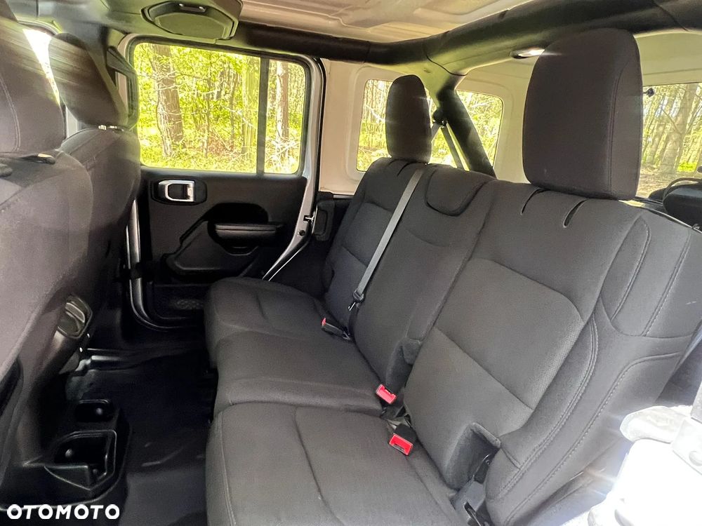 Jeep Wrangler 2.0 T-GDI Hardtop AWD Automatik Sahara - 3