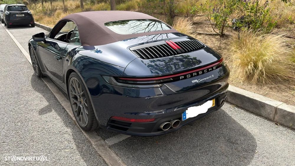 Porsche 911 Série F - 12